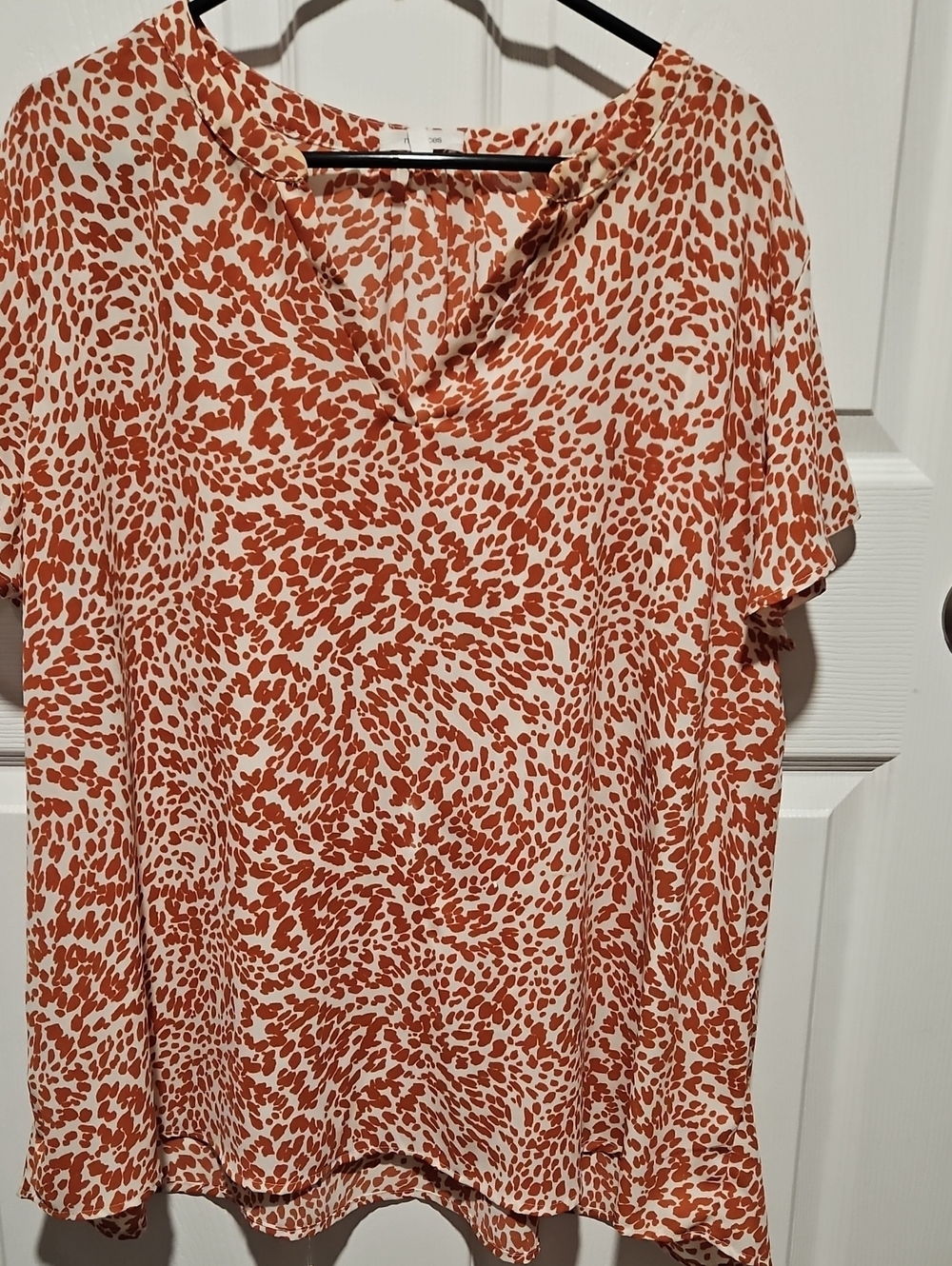 Maurices Rust and Cream Short-Sleeve Spot Print Blouse